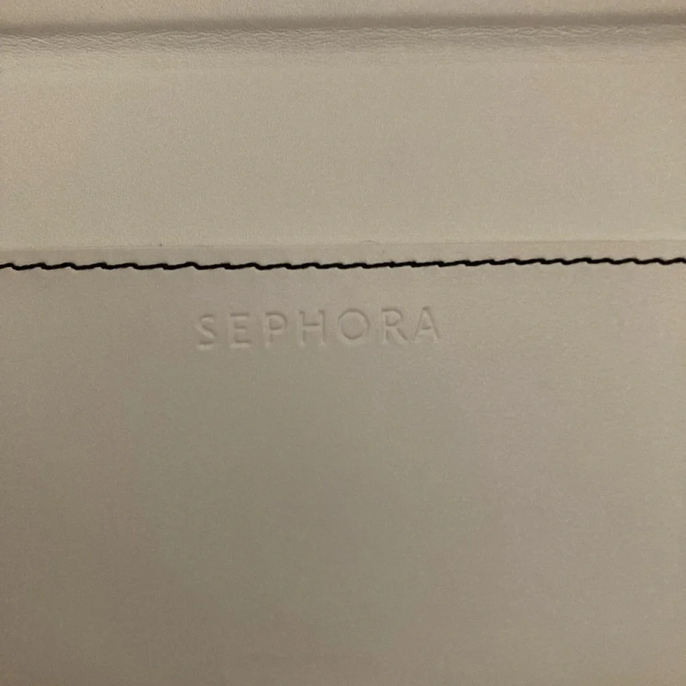 Sephora Black and White Striped Card Holder - Picture 5 of 5
